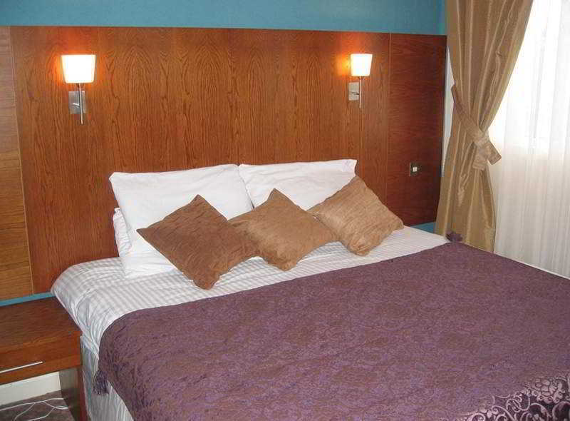 Antonine Hotel Falkirk Rum bild
